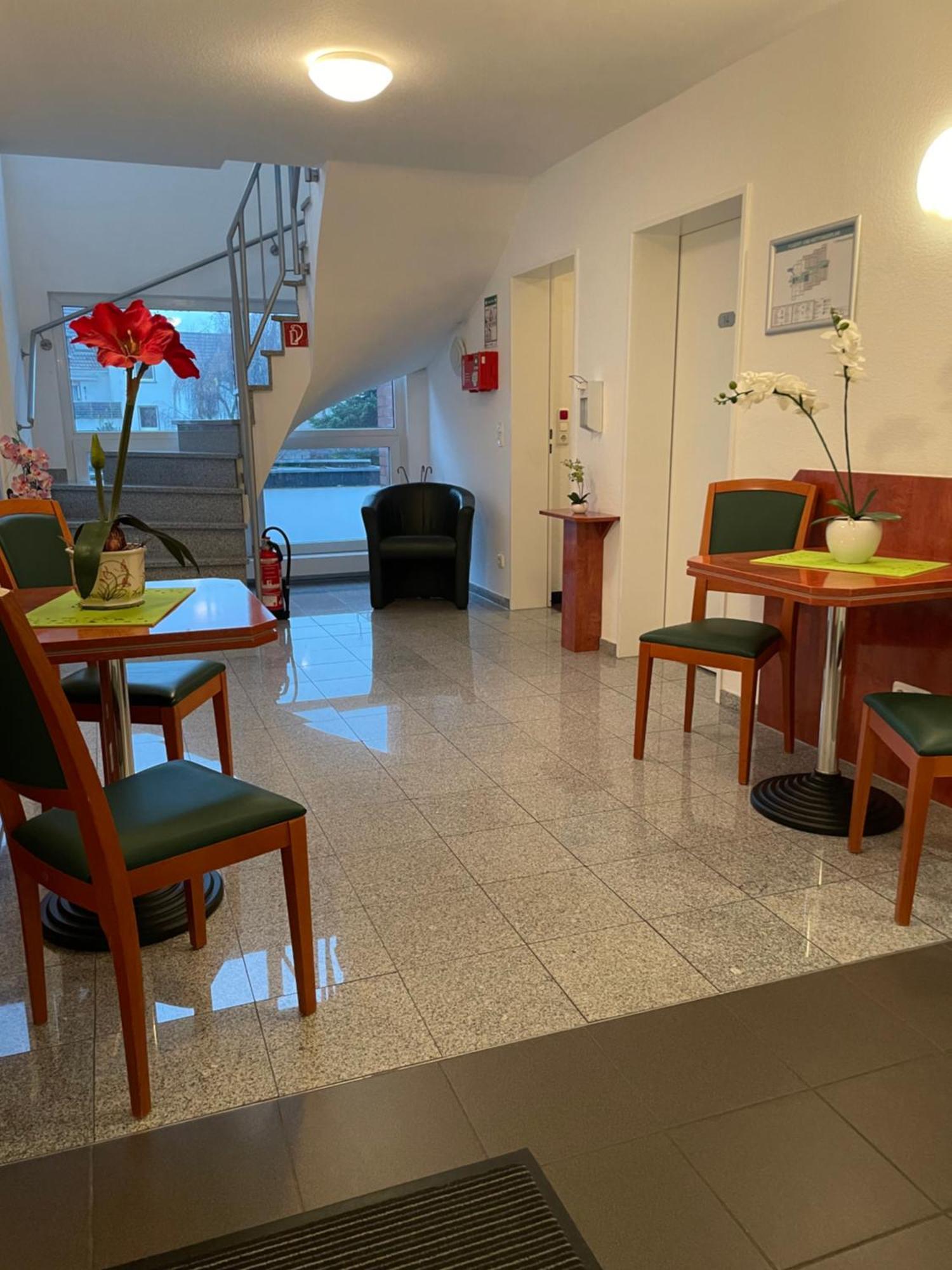 Hotel Merkenich Кёльн Экстерьер фото